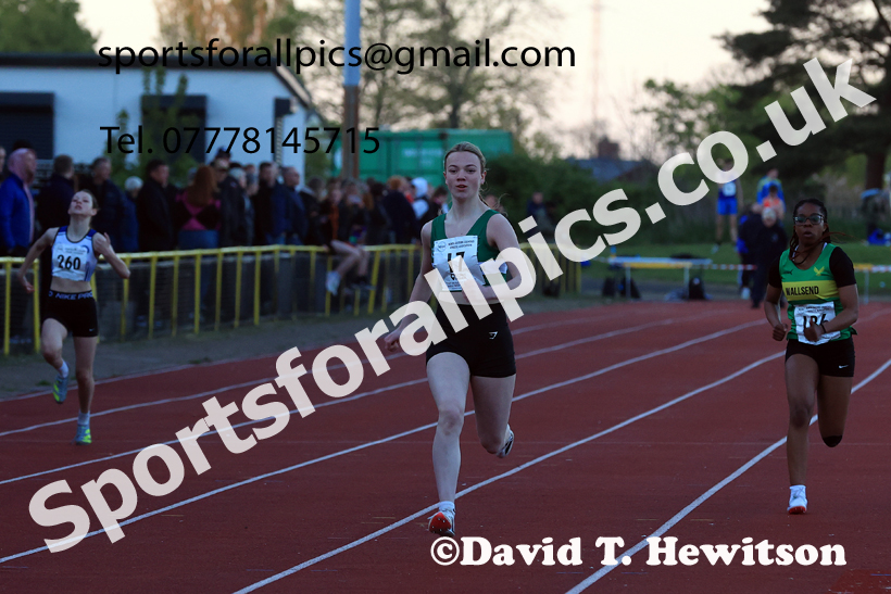 The 150 metres, 2026 NEGP 1, Monkton Stadium. Photo: David T. Hewitson/Sports for All Pics